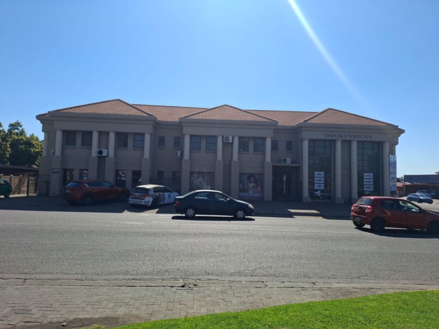  Bedroom Property for Sale in Rustenburg Central North West